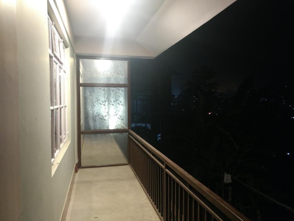 ホテル Aapas Residency カリンポン エクステリア 写真
