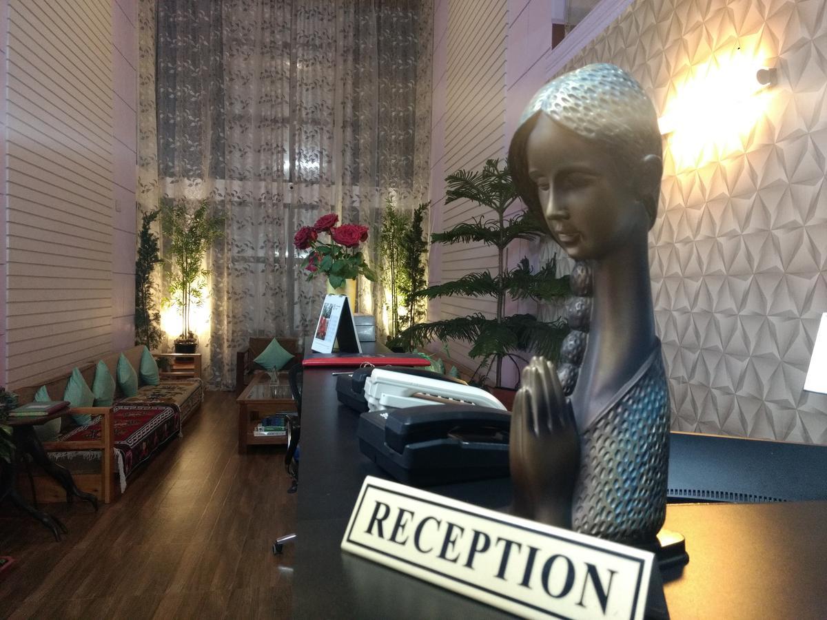 ホテル Aapas Residency カリンポン エクステリア 写真