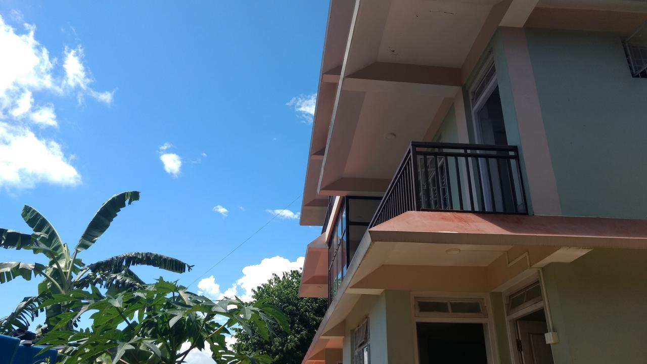 ホテル Aapas Residency カリンポン エクステリア 写真